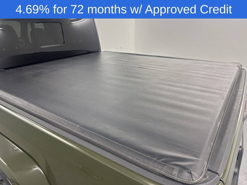 Used 2024 Jeep Gladiator Sport image 31