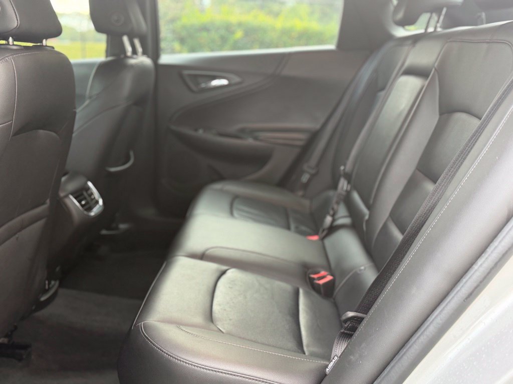 Used 2016 Chevrolet Malibu LT w/ Leather Package FWD image 13
