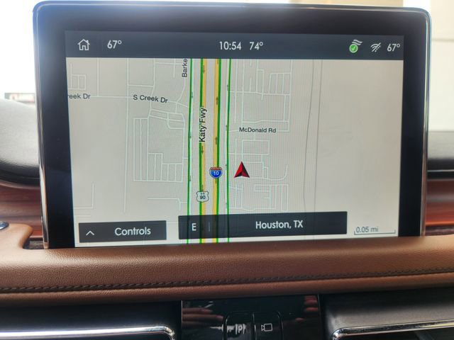 Used 2022 Lincoln Aviator Reserve w/ Elements Package Plus AWD/4WD image 16