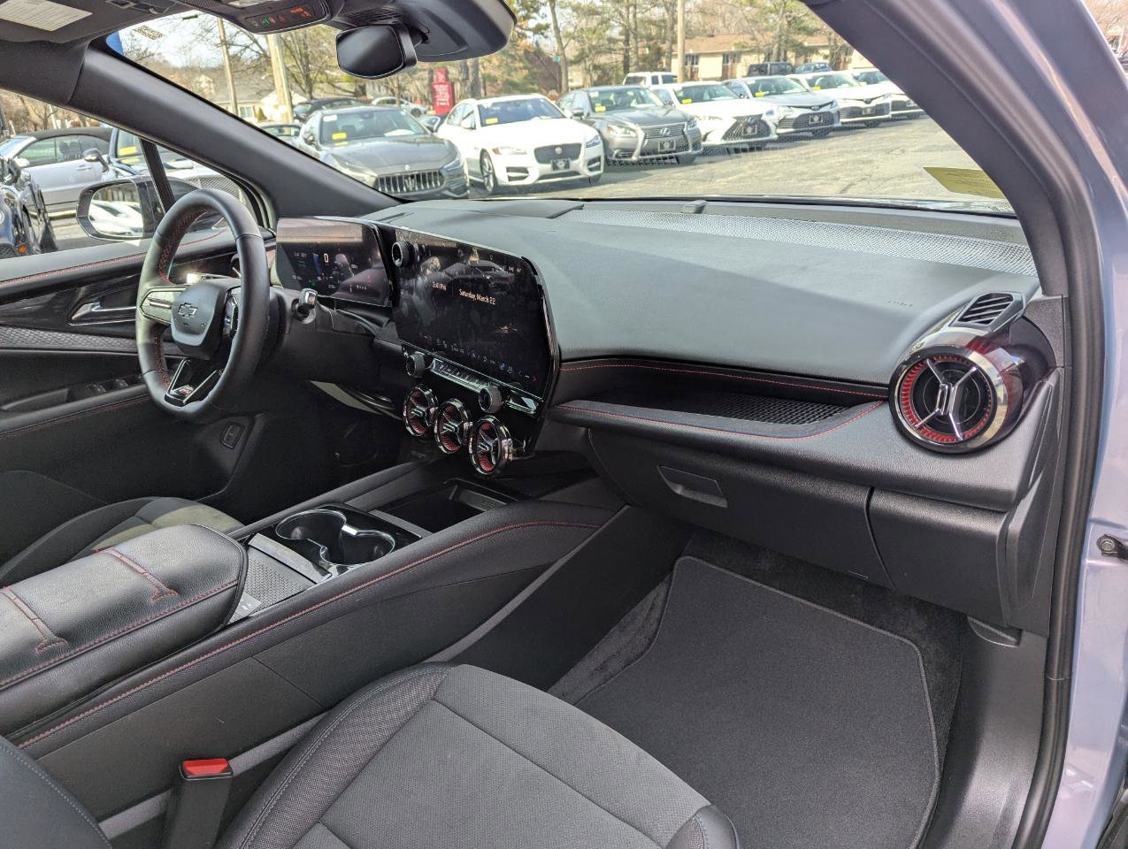 Used 2025 Chevrolet Blazer EV RS image 32