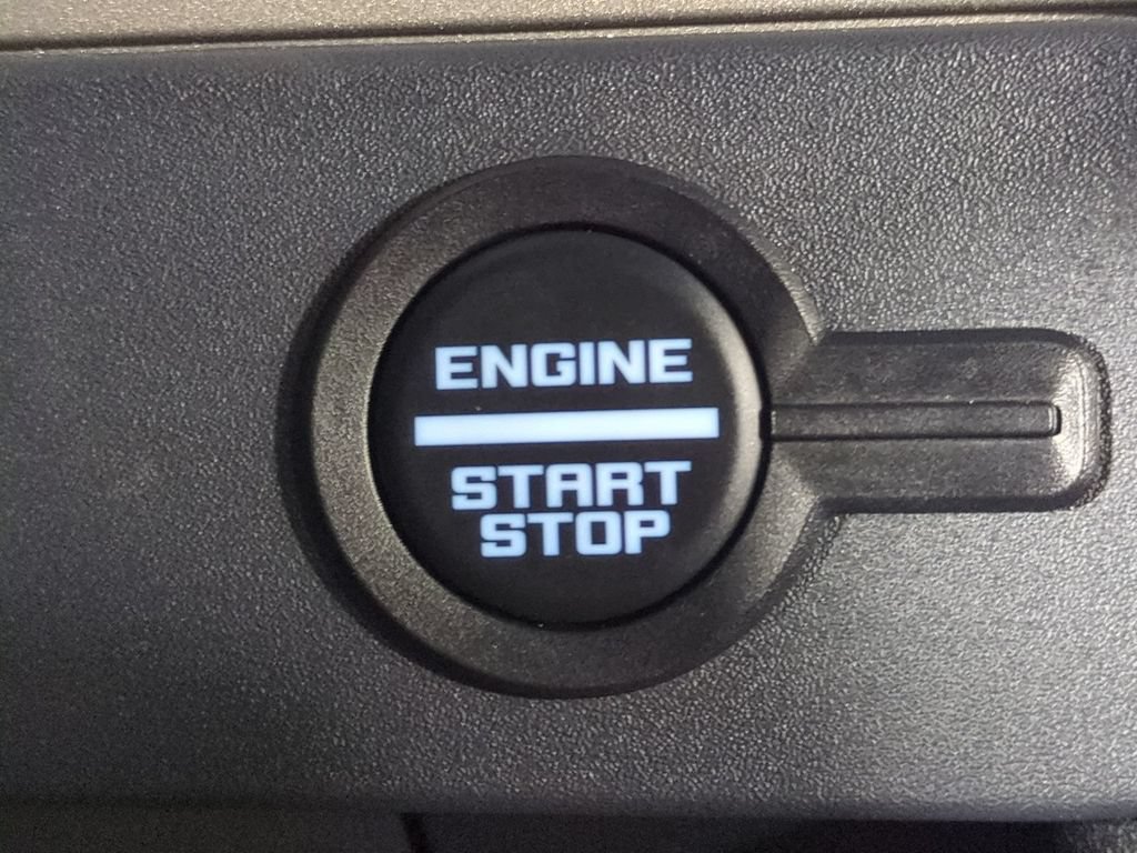 Used 2025 Ford Bronco Outer Banks AWD/4WD image 35