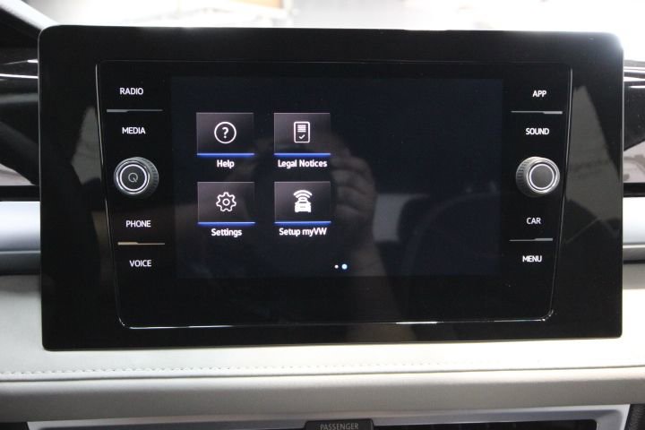 Used 2025 Volkswagen Taos SE AWD/4WD image 20