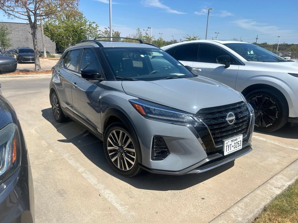 Certified 2023 Nissan Kicks SR w/ SR Premium Package FWD image 3