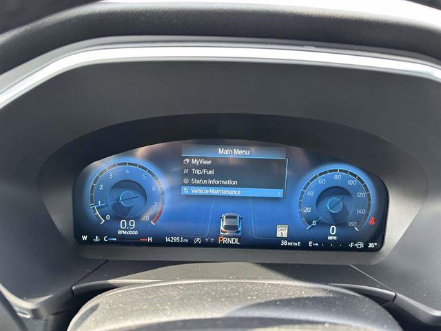 Used 2025 Ford Escape Platinum AWD/4WD image 16