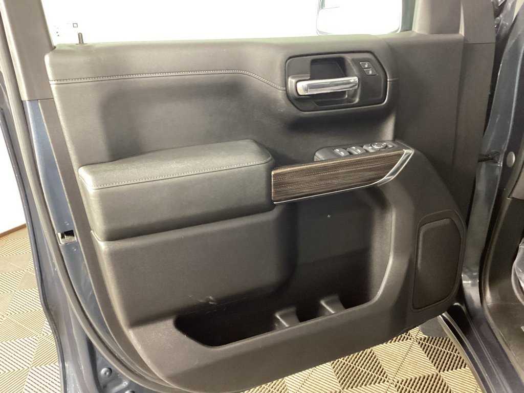Used 2020 Chevrolet Silverado 1500 RST w/ All-Star Edition AWD/4WD image 16