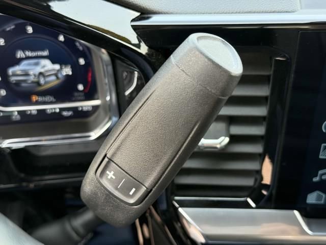 Used 2023 Chevrolet Silverado 1500 LT AWD/4WD image 22