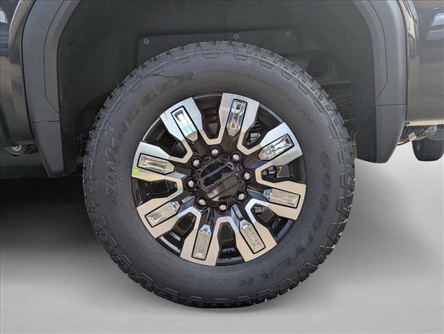 New 2026 GMC Sierra 2500 Denali w/ Denali Reserve Package image 9