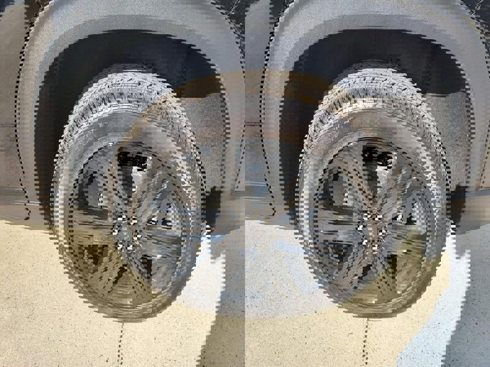 New 2026 GMC Acadia Elevation w/ Black Edition image 9