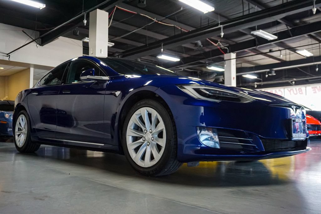 Used 2018 Tesla Model S AWD image 2