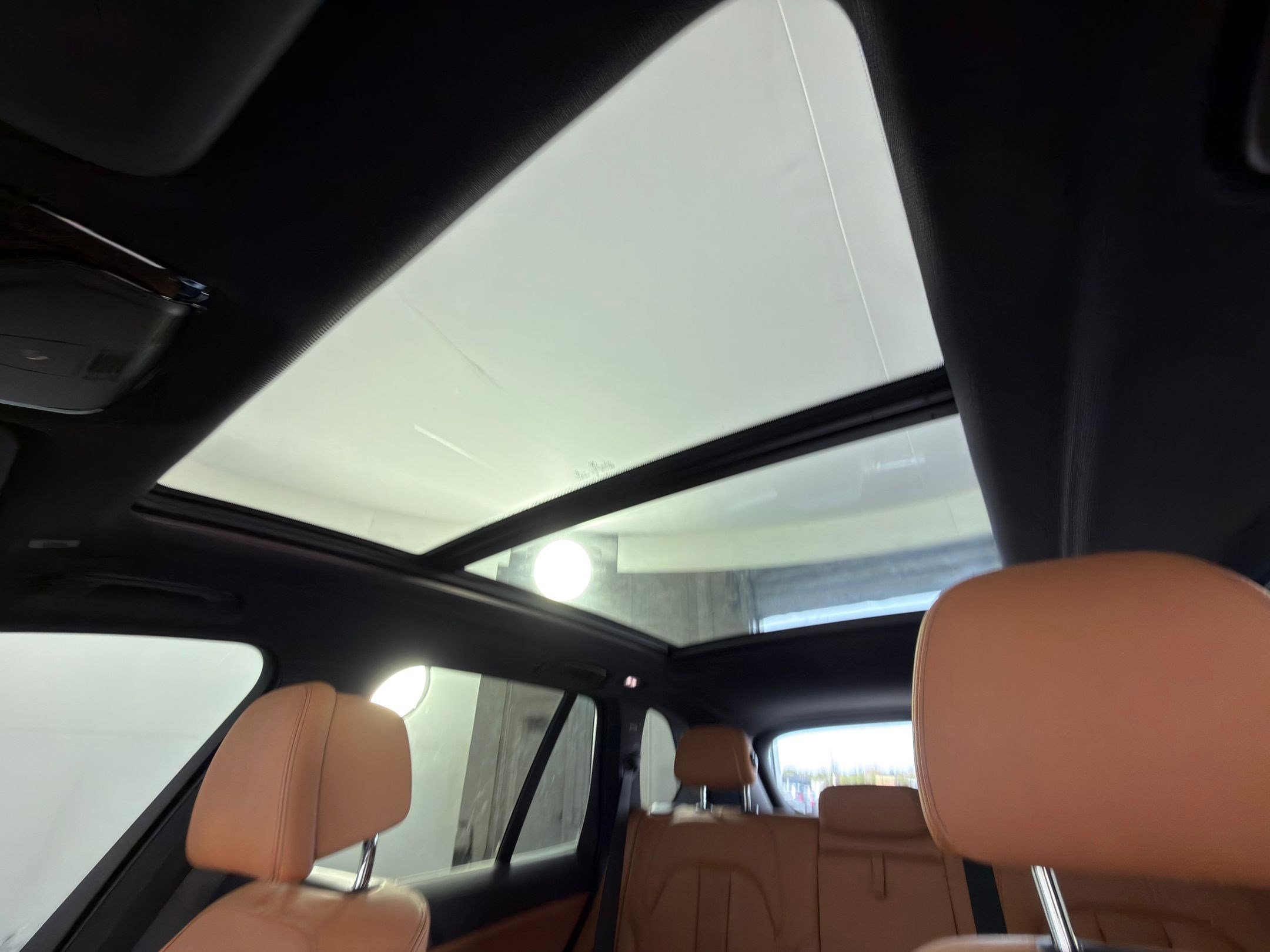 Used 2021 BMW X5 sDrive40i w/ Premium Package image 12