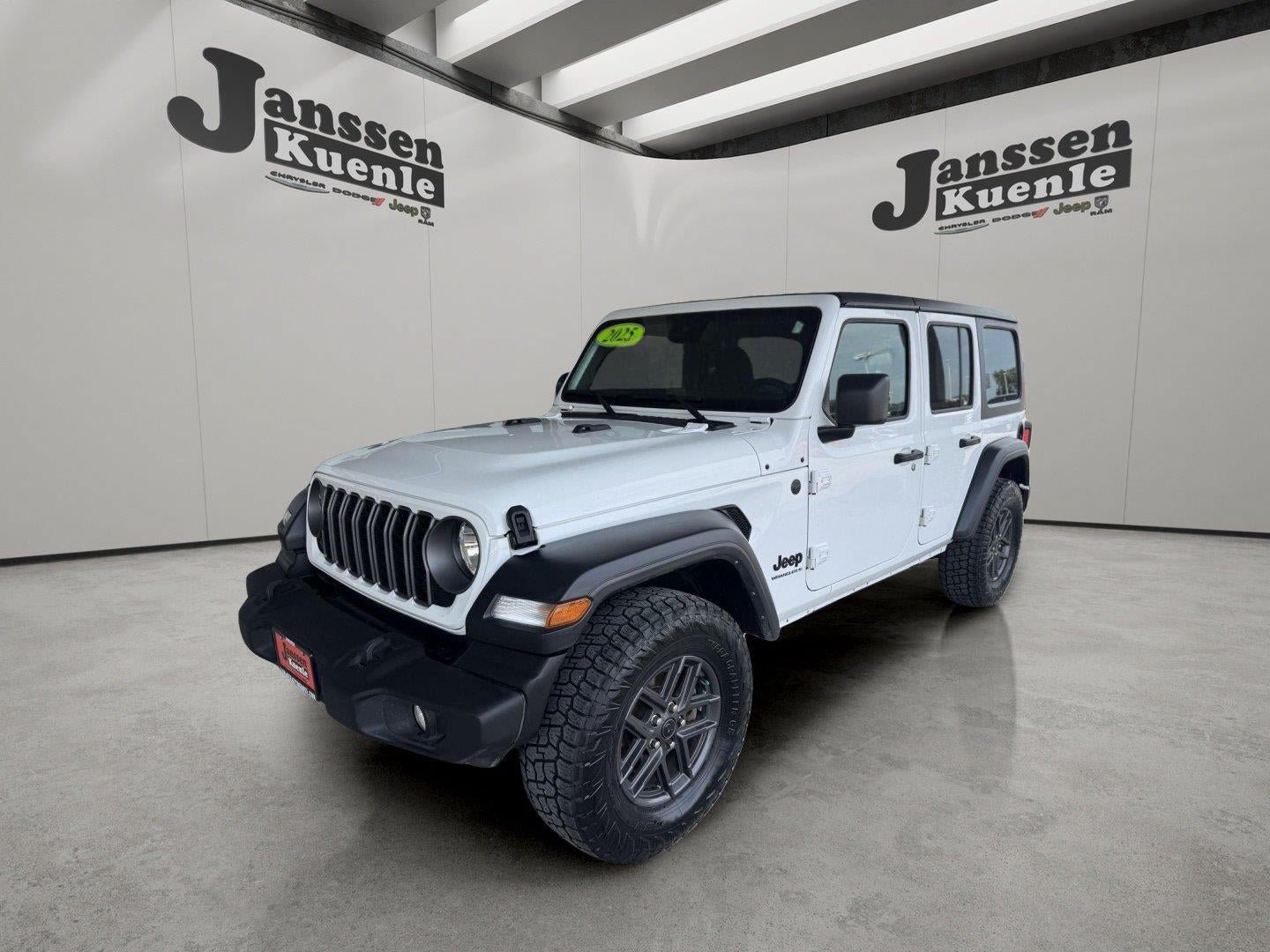 Used 2025 Jeep Wrangler Unlimited Sport AWD/4WD image 5