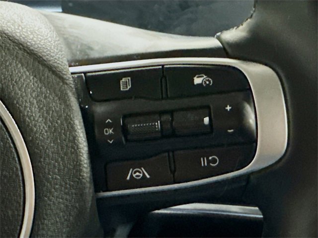Used 2023 Kia Sportage EX image 17