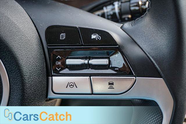 Used 2025 Hyundai Elantra SEL image 37