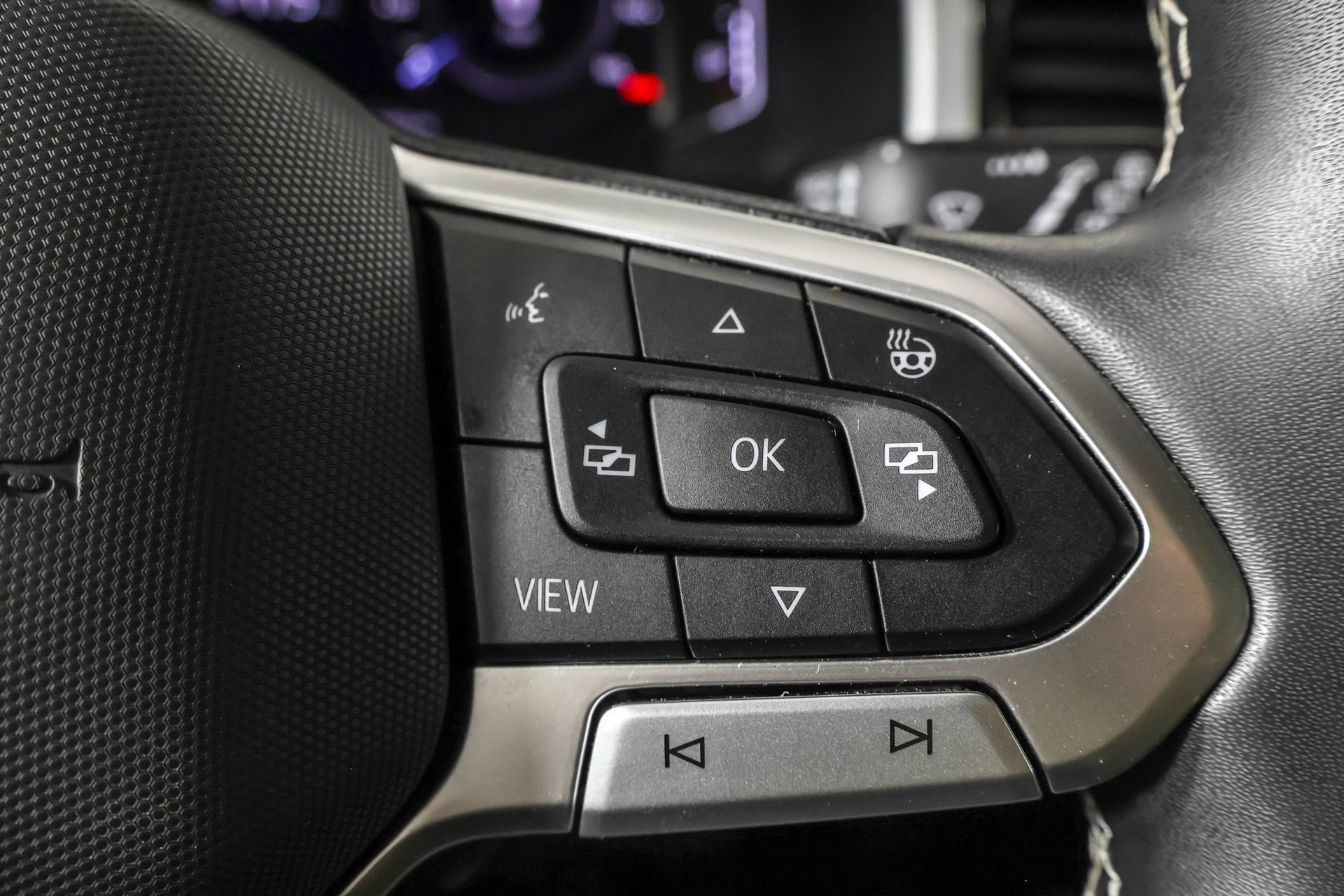 Certified 2022 Volkswagen Atlas SEL image 30