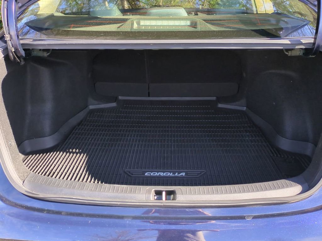 Certified 2020 Toyota Corolla LE image 12