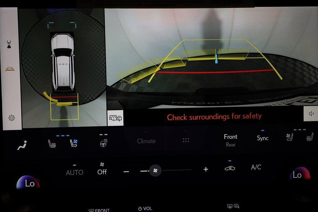 Used 2025 Lexus GX 550 w/ Accessory Package (2T) image 31