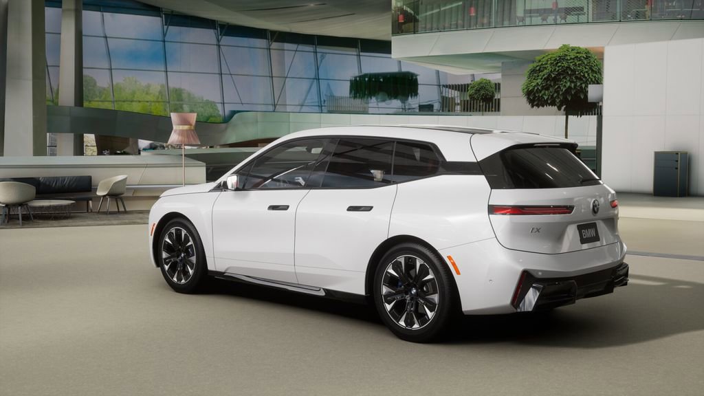 Used 2026 BMW iX xDrive60 w/ M Sport Package image 31