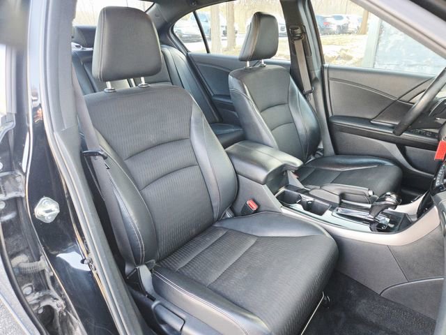 Used 2016 Honda Accord Sport image 18