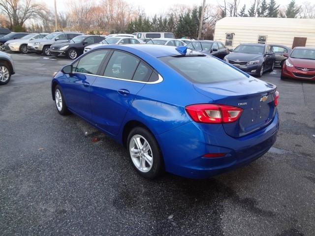 Used 2018 Chevrolet Cruze LT FWD image 6