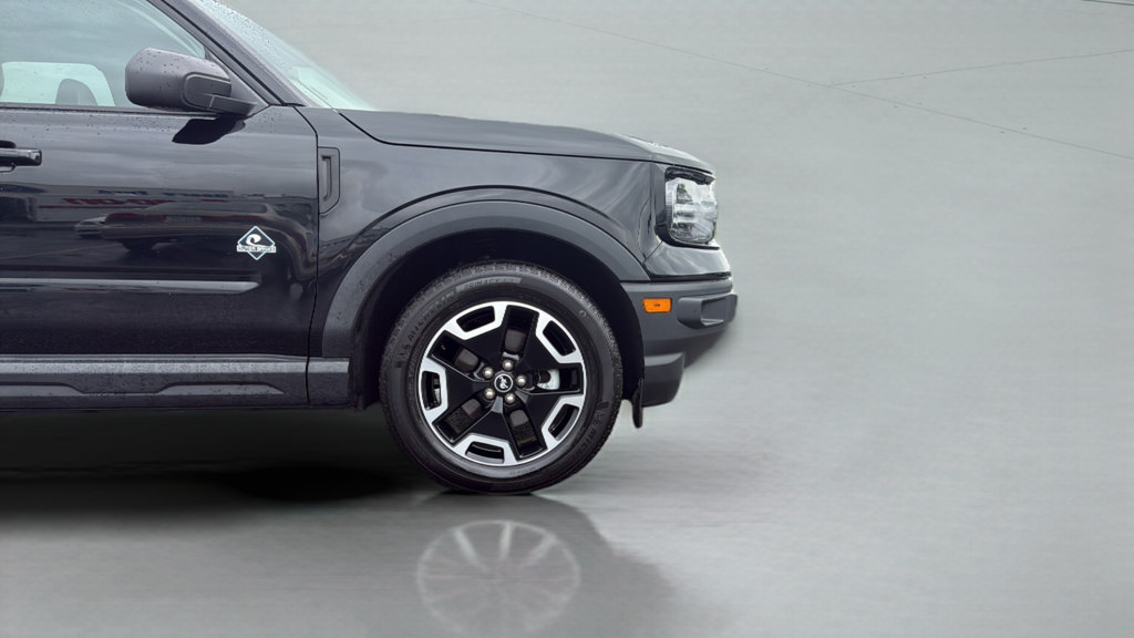 Used 2023 Ford Bronco Sport Outer Banks AWD/4WD image 33