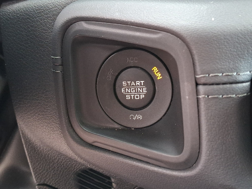 Certified 2026 Jeep Wrangler Unlimited Sahara AWD/4WD image 22