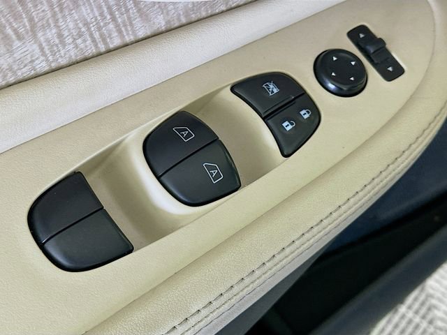 Used 2023 Nissan Murano SV image 19