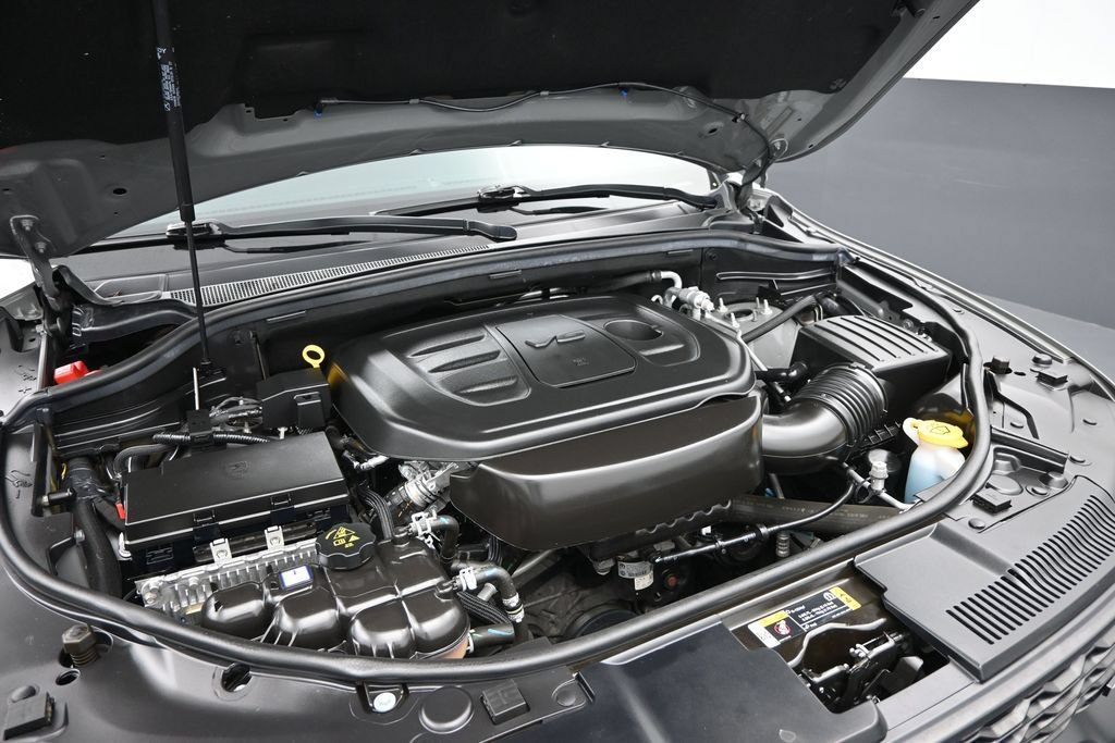 Used 2021 Dodge Durango GT w/ Blacktop Package AWD/4WD image 2