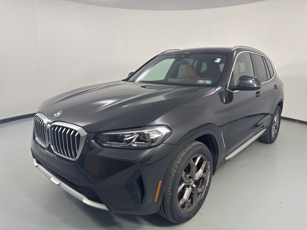 Certified 2023 BMW X3 xDrive30i w/ Premium Package image 3