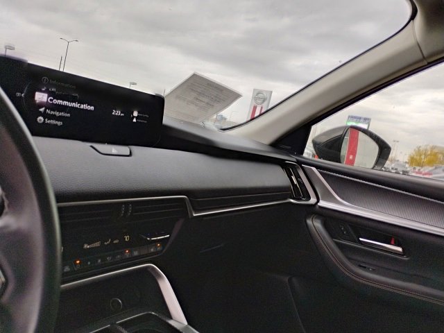 Used 2024 MAZDA CX-90 3.3 Turbo w/ Premium Package image 20