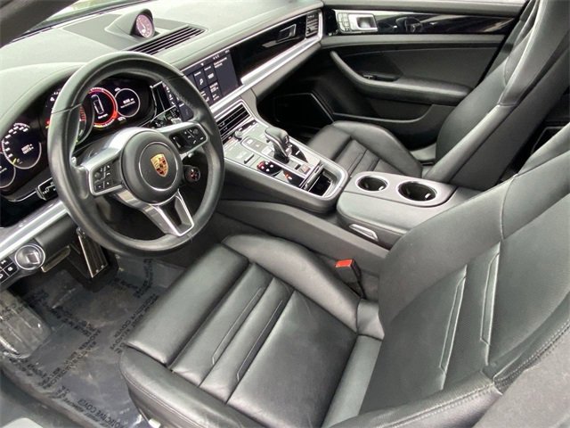 Used 2019 Porsche Panamera 4 image 19