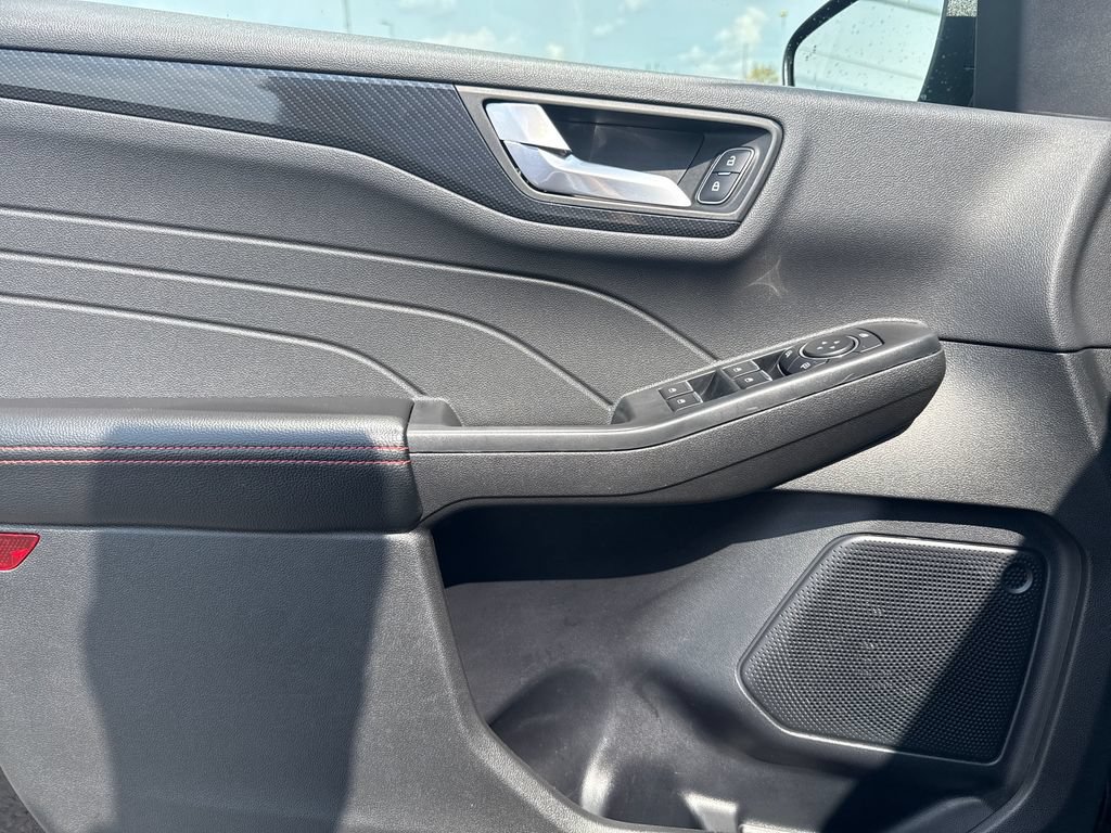 Used 2025 Ford Escape ST-Line FWD image 42