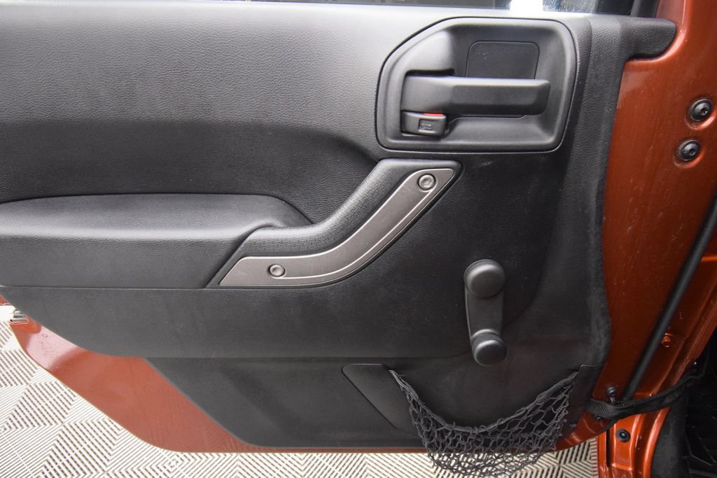 Used 2014 Jeep Wrangler Sport AWD/4WD image 21