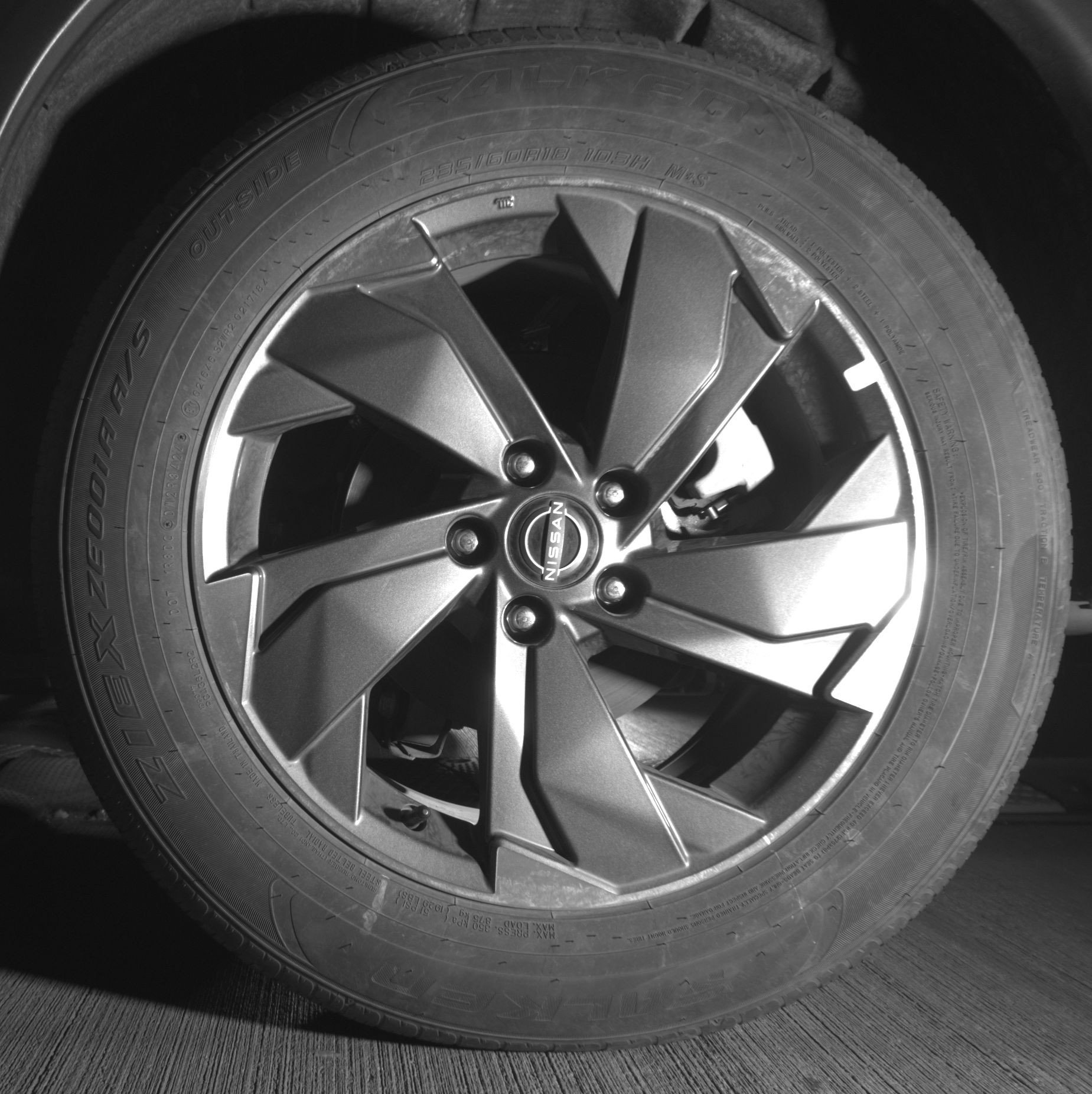 Used 2025 Nissan Rogue SV FWD image 14
