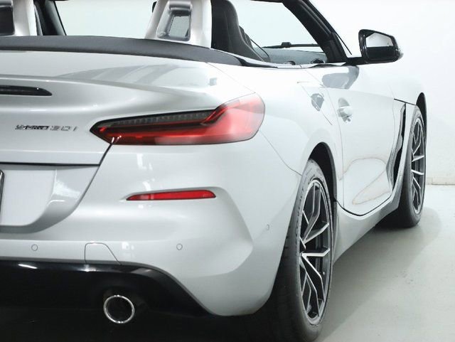 Used 2020 BMW Z4 sDrive30i w/ Convenience Package RWD image 47