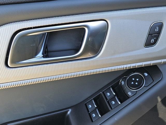 New 2026 Ford Explorer Active w/ Active Comfort Package image 20