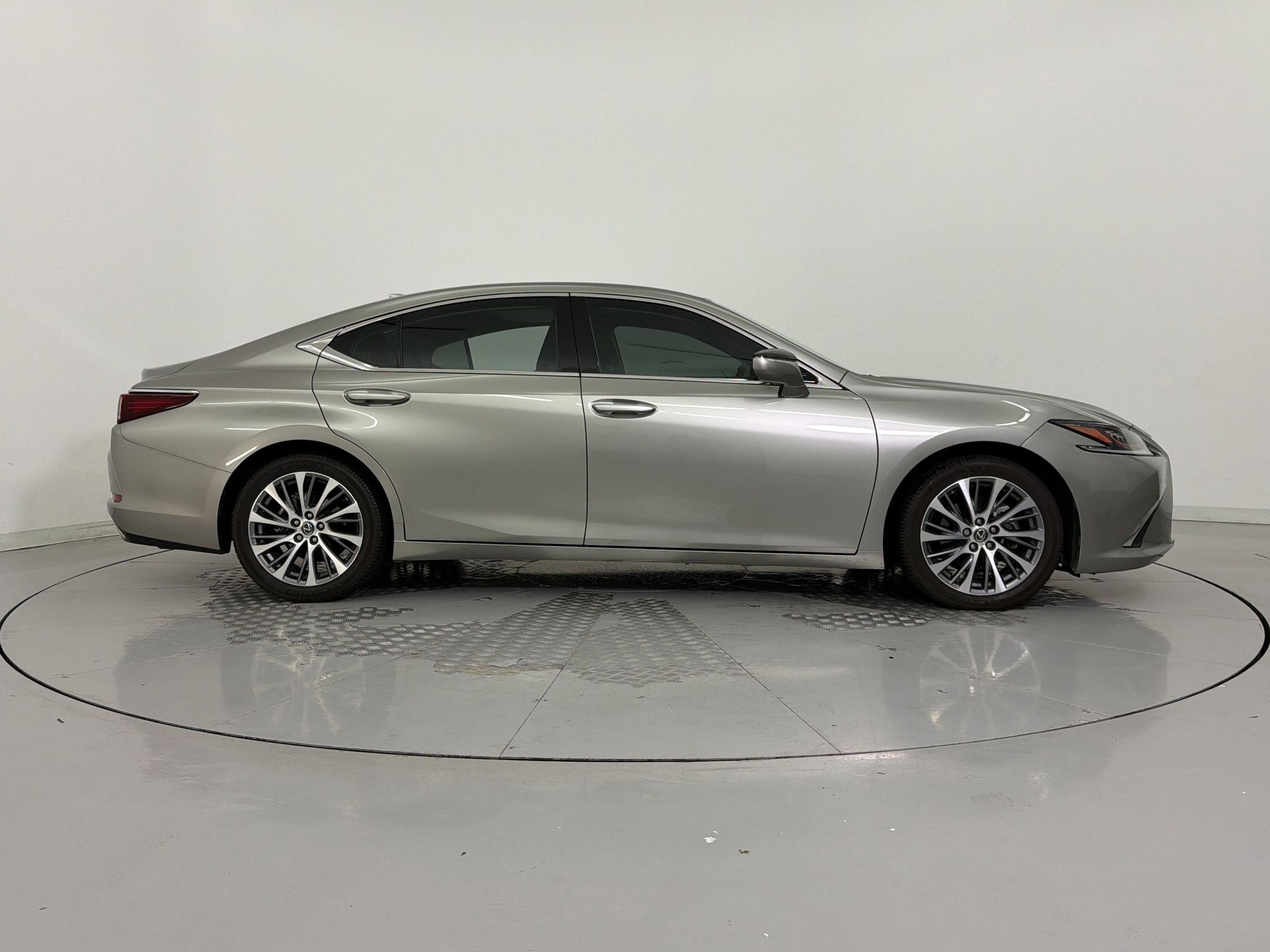Used 2019 Lexus ES 350 FWD image 8