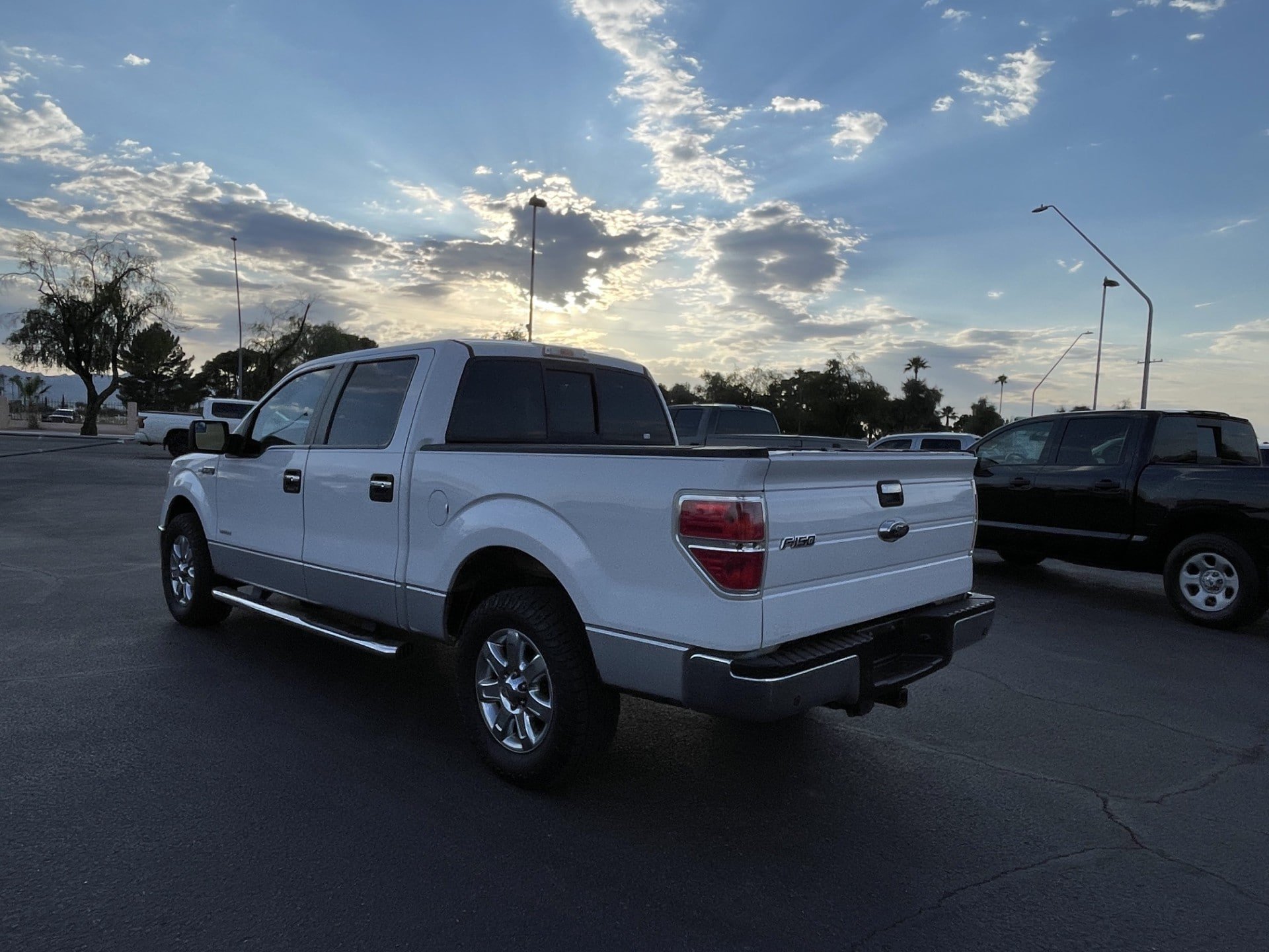 Used 2014 Ford F150 XLT w/ Equipment Group 302A Luxury RWD image 3