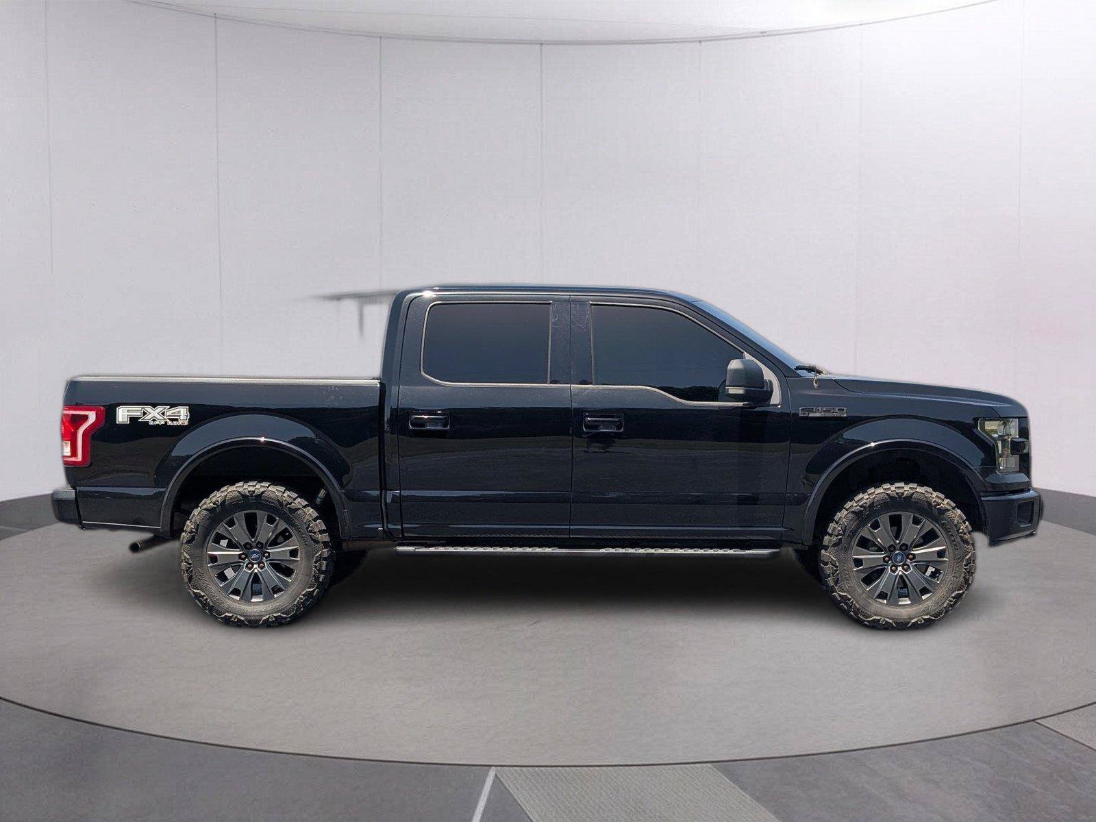 Used 2016 Ford F150 XLT w/ Equipment Group 302A Luxury AWD/4WD image 7