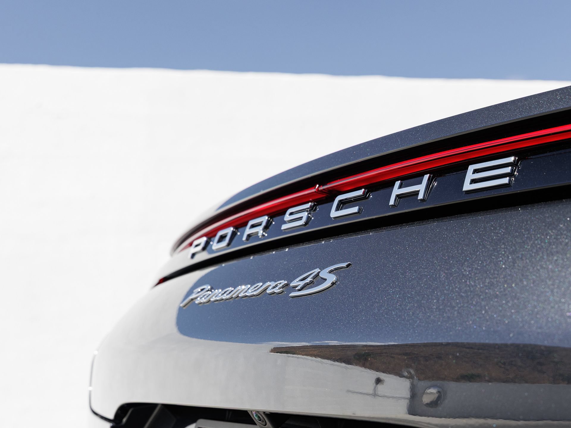 Certified 2018 Porsche Panamera 4S AWD/4WD image 12