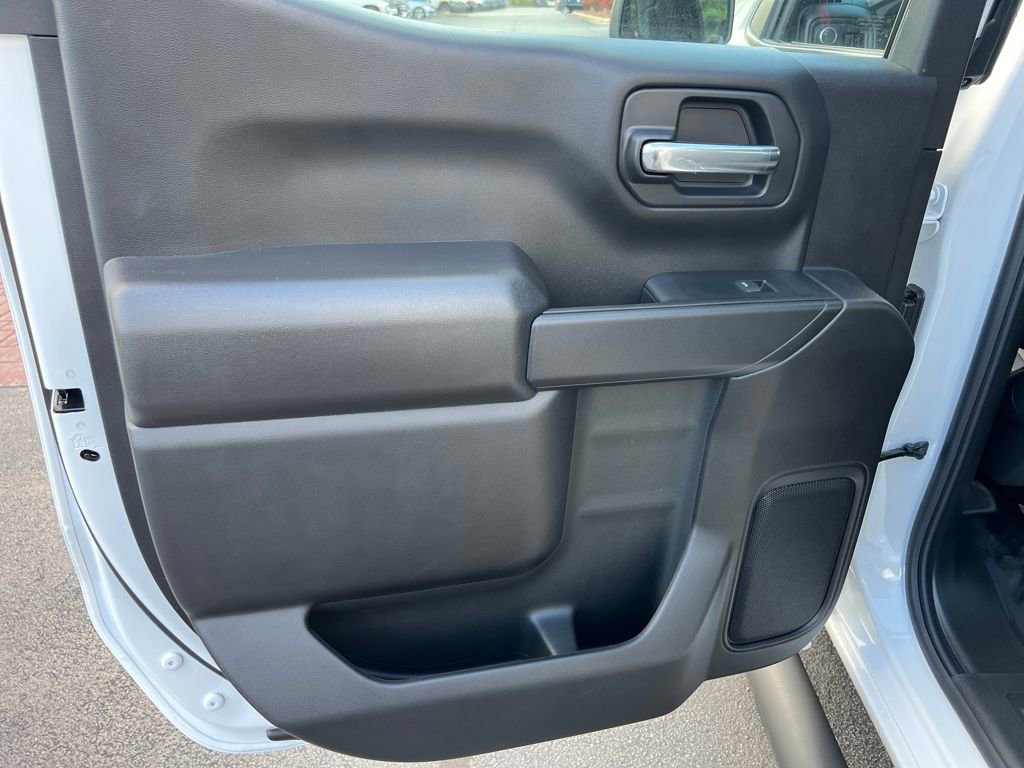 New 2026 Chevrolet Silverado 1500 W/T w/ Trailering Package image 24