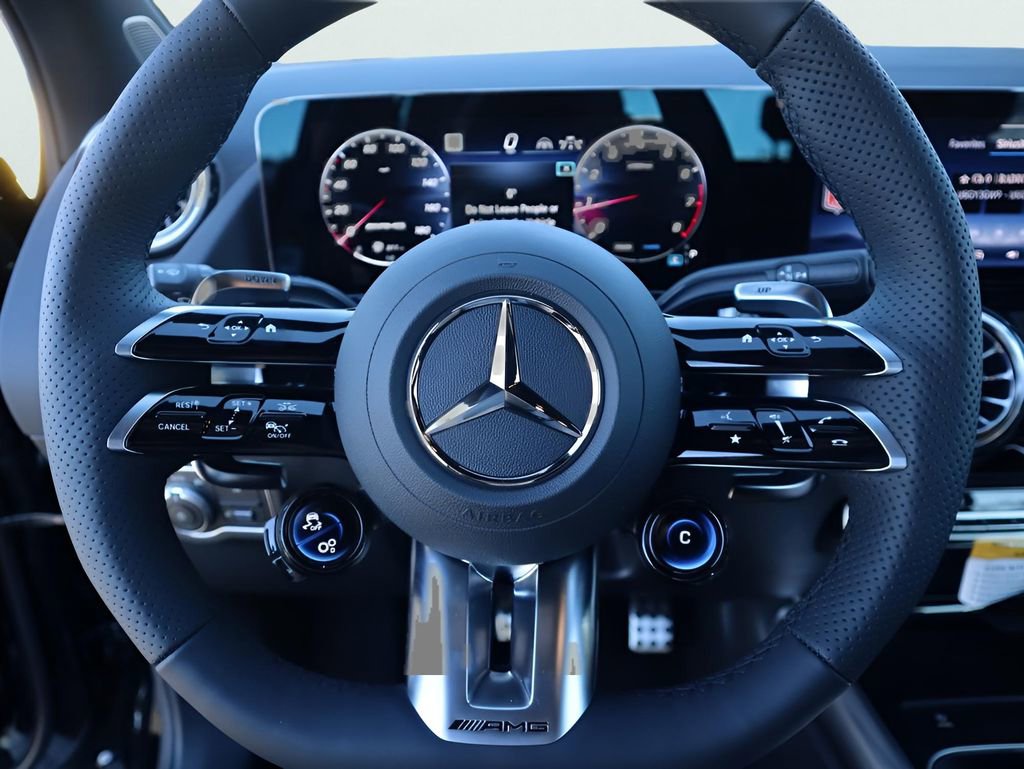 New 2026 Mercedes-Benz GLA 35 AMG 4MATIC image 40