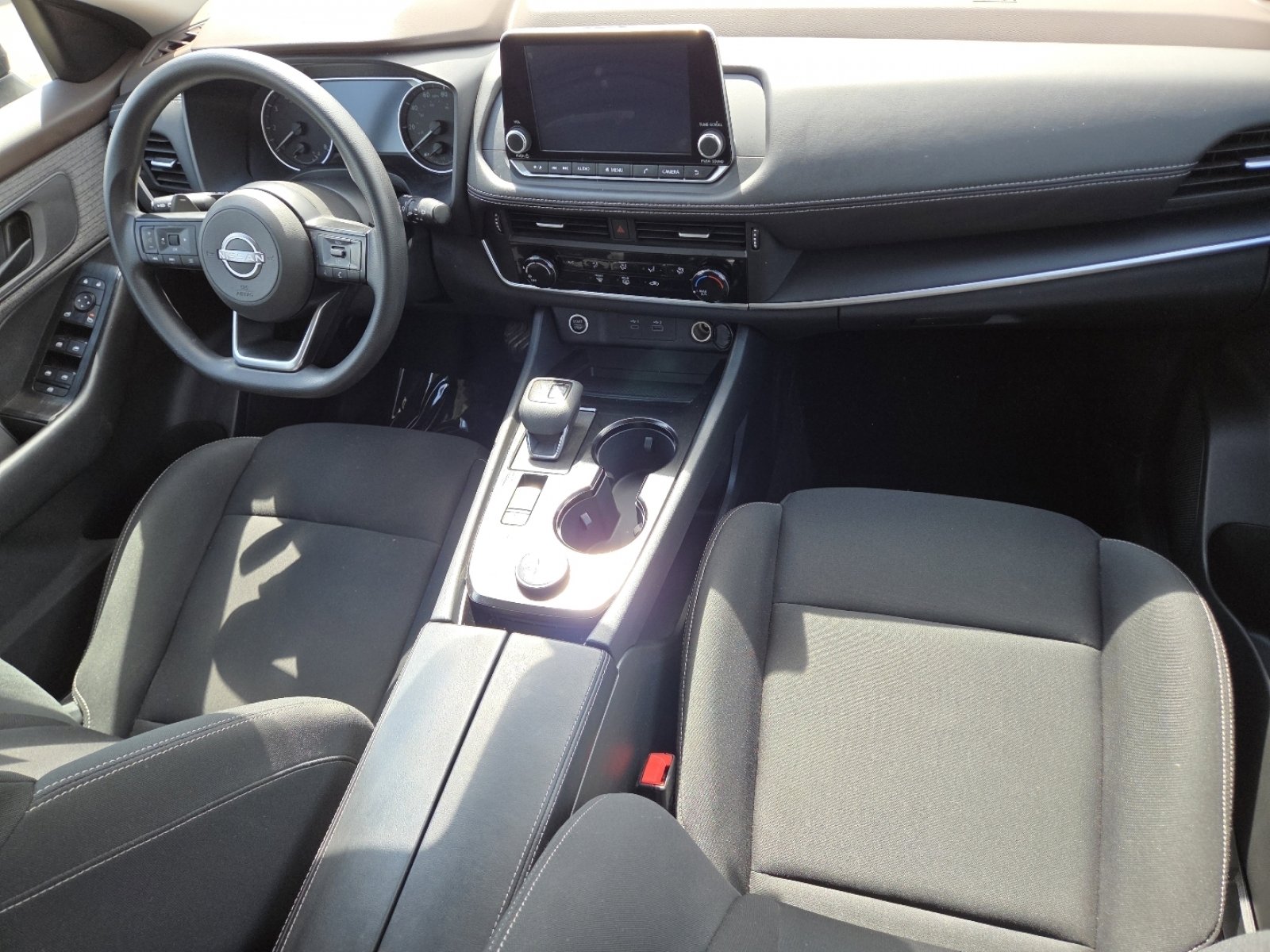 Used 2023 Nissan Rogue S AWD/4WD image 20