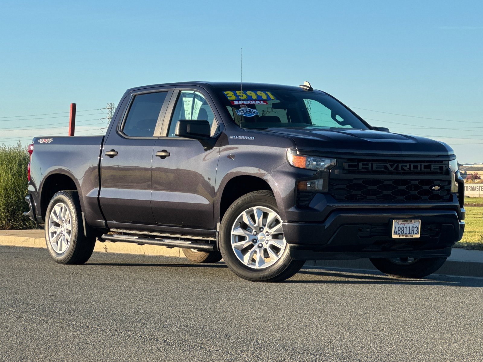 Used 2022 Chevrolet Silverado 1500 Custom image 2