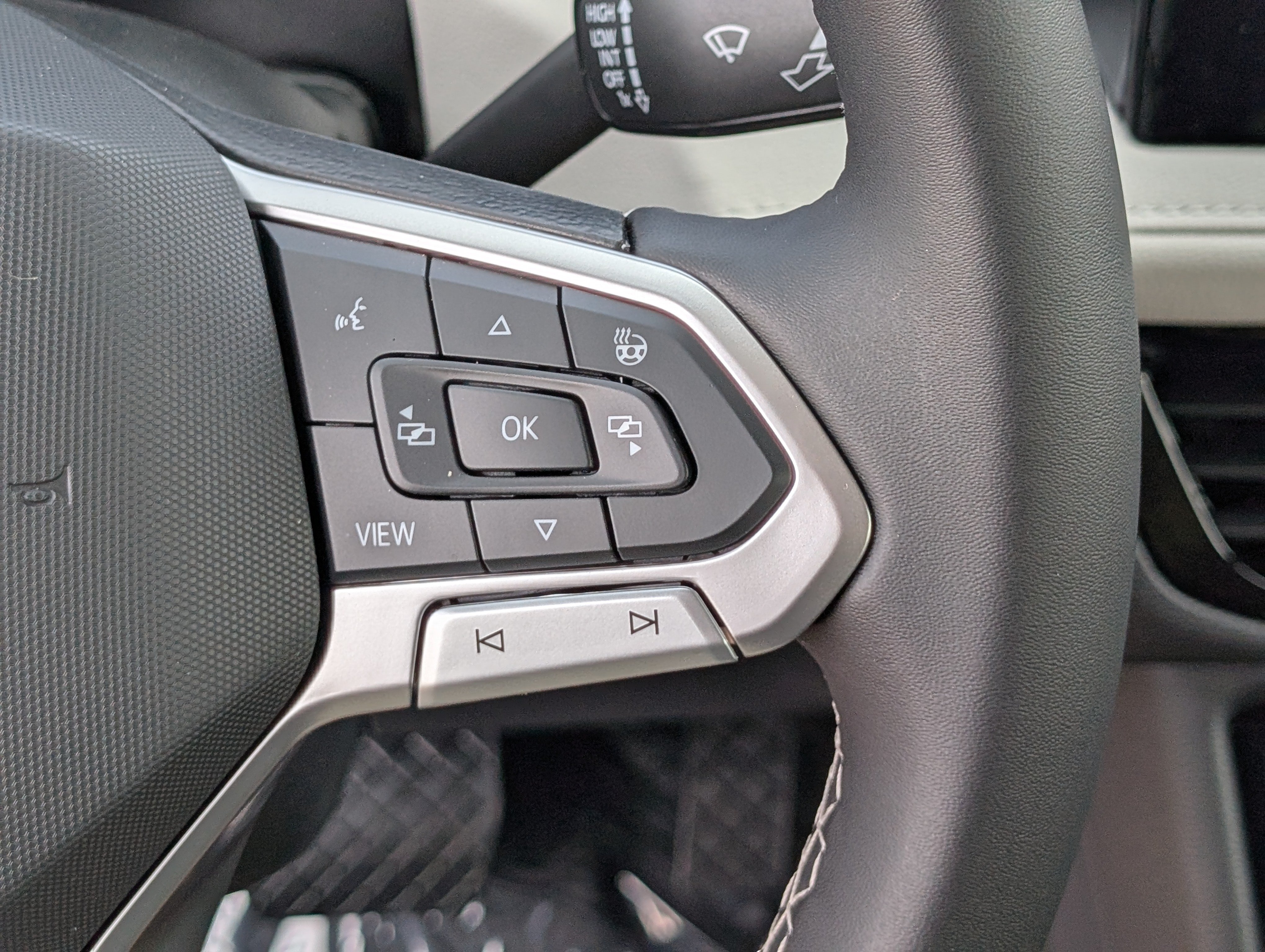New 2026 Volkswagen Taos S AWD/4WD image 18