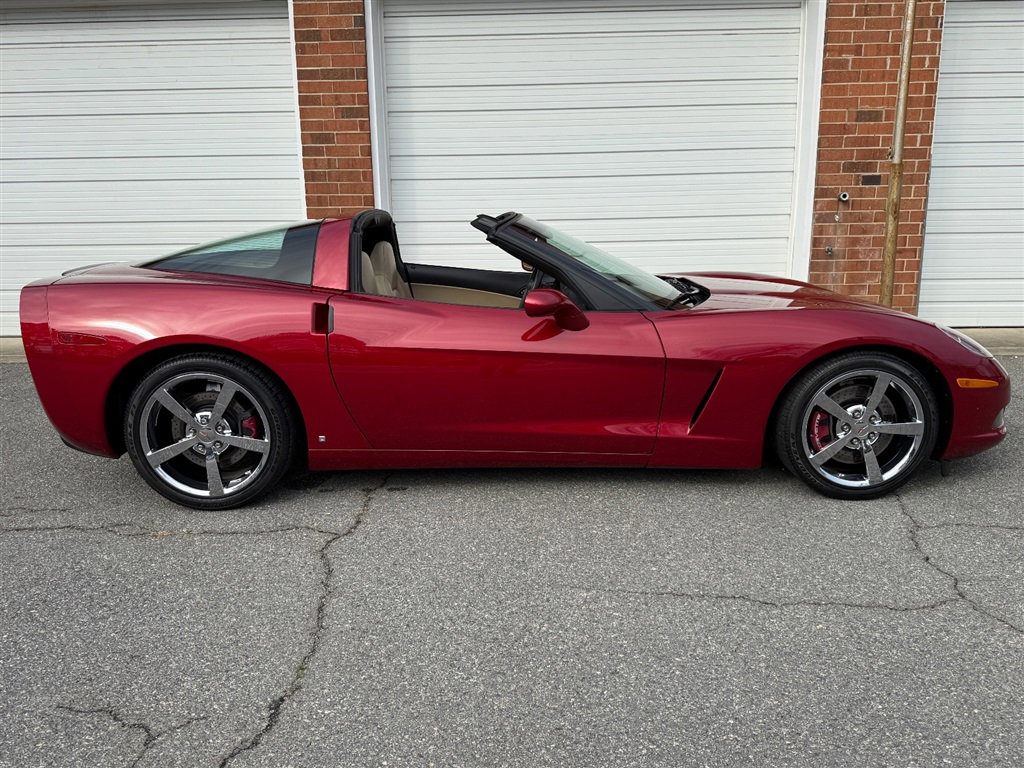 Used 2009 Chevrolet Corvette Coupe w/ Preferred Equipment Group image 43