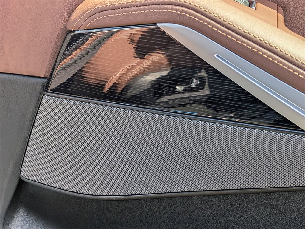 New 2026 BMW X7 M60i image 14