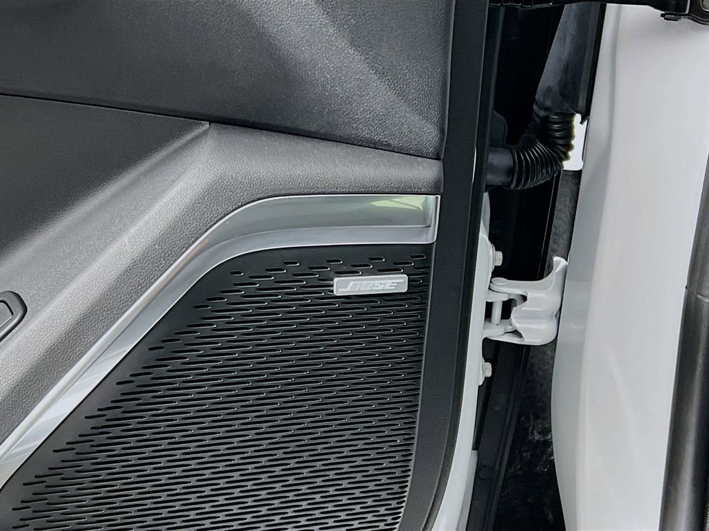 Used 2024 Chevrolet Traverse Z71 w/ Enhanced Driving Package image 18