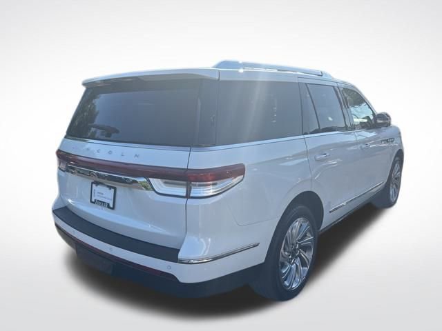 Certified 2024 Lincoln Navigator Reserve image 5
