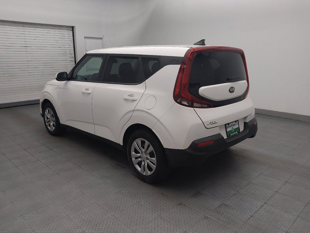 Used 2021 Kia Soul LX FWD image 3