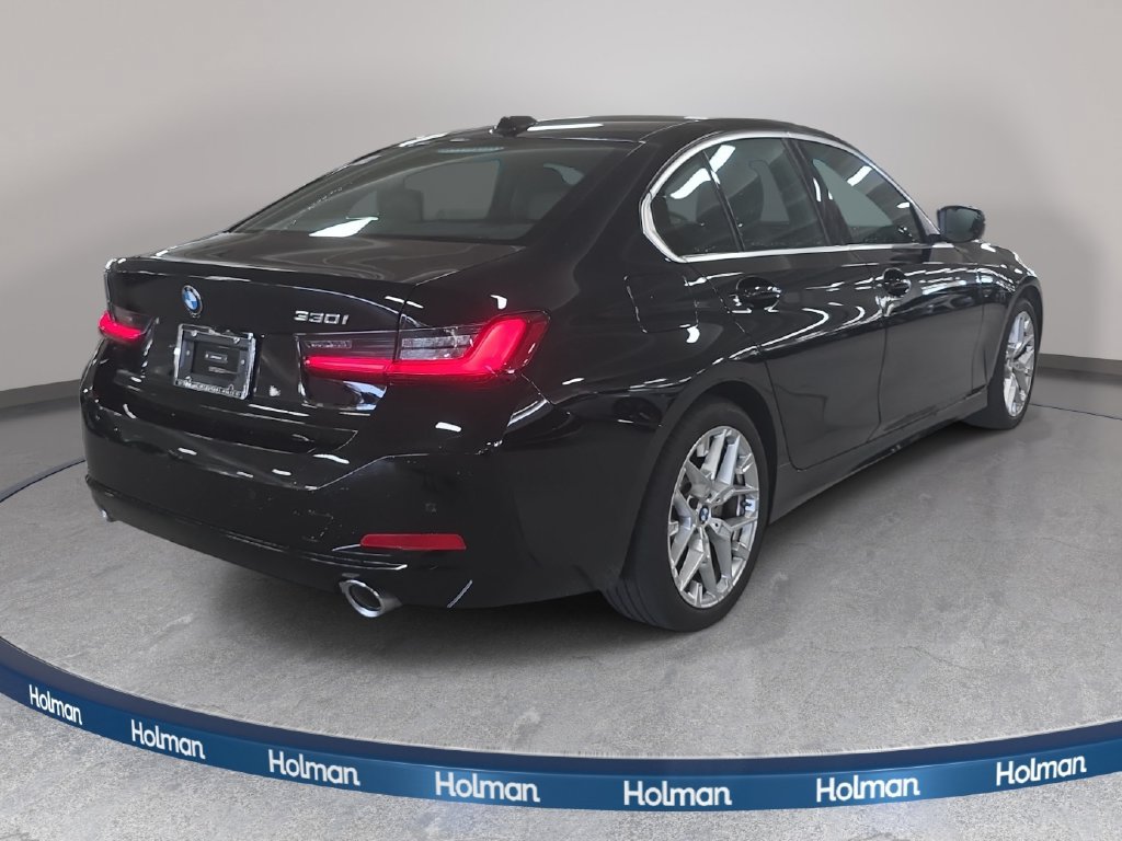 Certified 2026 BMW 330i Sedan RWD image 5